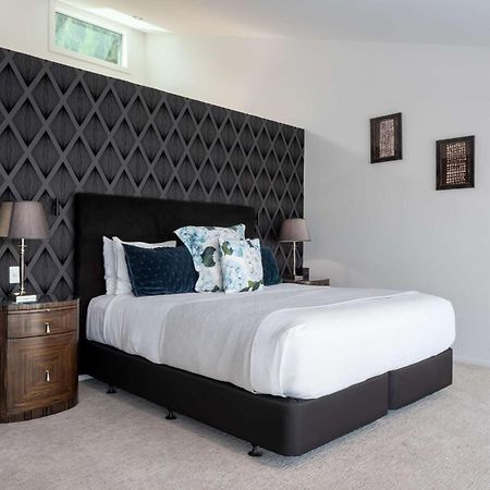 Papillon, A Relax It'S Done Luxury Holiday Home Queenstown Eksteriør bilde