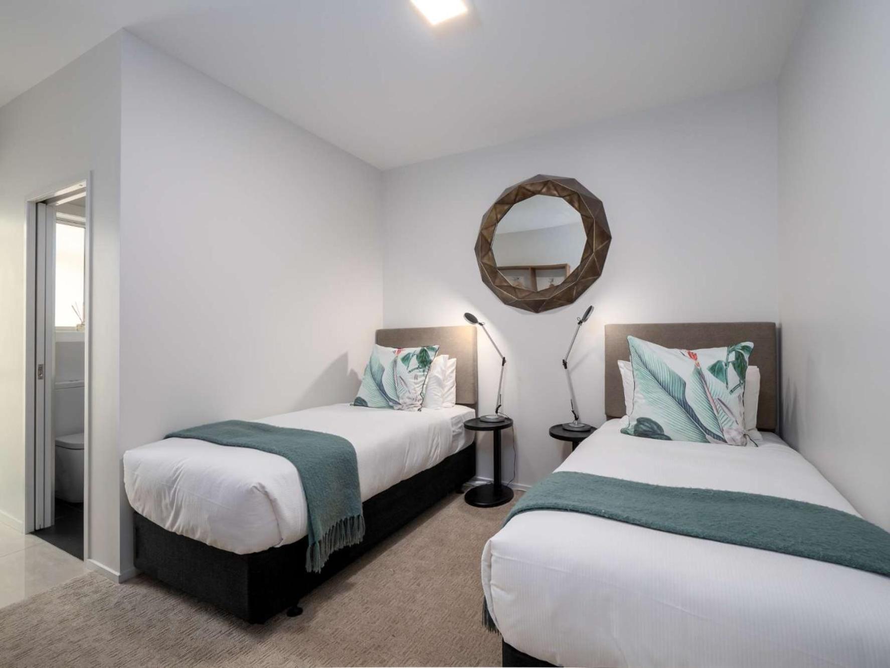 Papillon, A Relax It'S Done Luxury Holiday Home Queenstown Eksteriør bilde